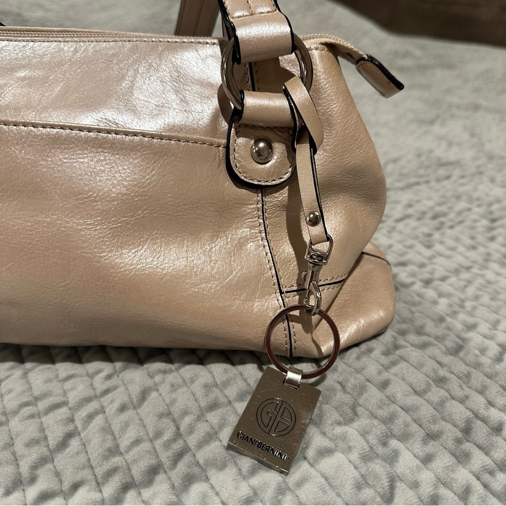 Giani Bernini Cream Shoulder Bag with Metallic Finish